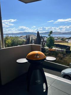 Lakeview Apartment - 8