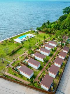 Charome Resort - - 9