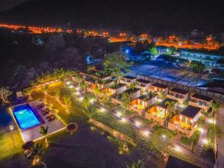 Charome Resort - - 6