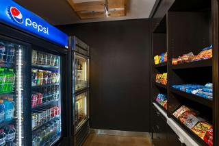 Courtyard by Marriott Laredo - 7