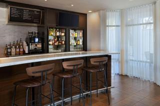 Courtyard by Marriott Laredo - 4