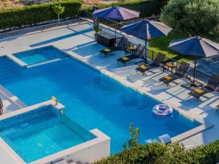 Beautiful villa Lara in Vrana with pool - Vrana - 1