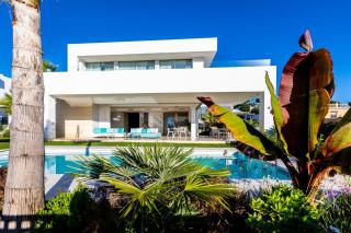 Beautiful villa with amazing views - Marbella - 9