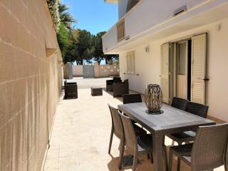 Le Gemelle della Lanterna dx by Pirati del Salento - 0