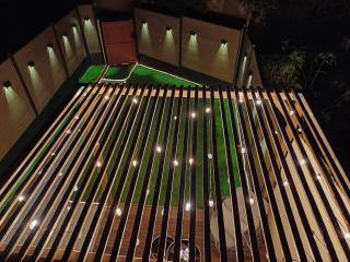 Sweety's Eden Jacuzzi - Spa privé Sauna Cinéma room Jardin - Terrasse centre-ville - Le Mans - 8