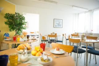 Hotel & Gästehaus Rostock Lütten Klein - Rostock - 2