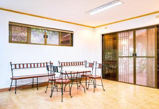 Spacious Family House in Tagaytay with Billiards, Garden, and Courtyard - Tagaytay - 9