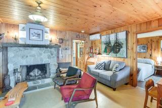 Dock, Beach, Views Rustic Green Lake Cottage - Otis - 3
