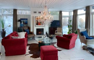 Cozy Home In Øydegard - - 8