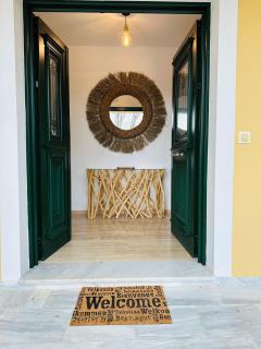 SunBreeze-Beachfront Luxury Villa 5 Bed 4 bath-Sleeps 10 - Potámion - 4