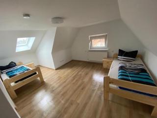 5 Bett Monteurwohnung in Emden Hauptstraße - 0