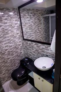 Apartamento en Armenia 3 cuartos capacidad 7, parqueo y Wi-Fi gratis -302-233-52-81- - Armenia - 4