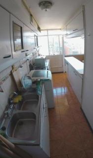 Habitación grande con cama matrimonial en departamento compartido - Providencia - Santiago - 5