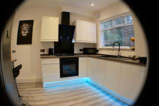Manchester Holiday Home - Manchester - 7