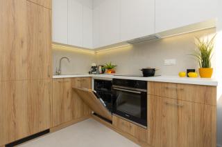 Stylish Apartment Zdziechowskiego with Parking & Home Office by Noclegi Renters - Warsaw - 5
