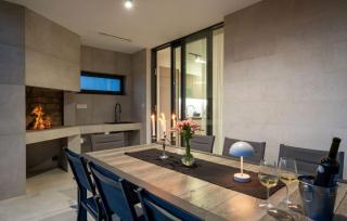 Beautiful Villa Celi with pool in Fazana - Fažana - 8