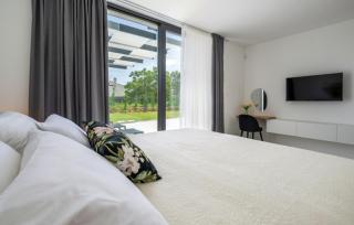 Beautiful Villa Celi with pool in Fazana - Fažana - 3