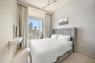 beautiful canal view 1-bedroom apartment in the heart of business bay - 6