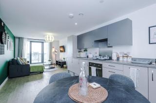 Sleeps 6, Stunning 2Bed Apartment With Dart Board & Amazing Views - Manchester - 3