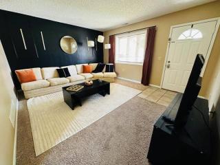 Tranquility in Trenton -Sleeps 9 - Trenton - 7