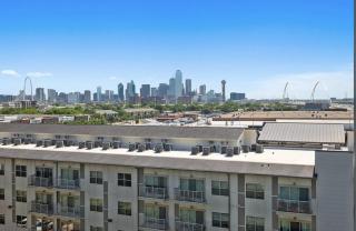 Landing at Lofts at Sylvan Thirty - 1 Bedroom in West Dallas - Dallas - 2
