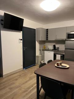 Appartement cosy et spacieux à 10 min du Stade France - 2