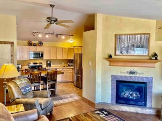 Powder Pad Near Lone Peak - walkable to Big Sky Resort - Big Sky - 9