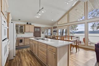 Lakefront Cabin Retreat with Stunning CDA Views - 5