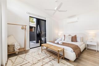 Cabin 21 - Luxury Wellness Escape - Town Central - 9