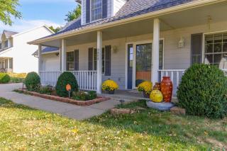 South Side Escape Sleeps 8 - 4