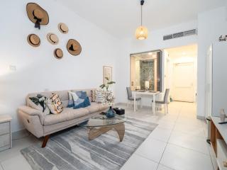 Chic Waterfront Studio in Palm Views West - 7