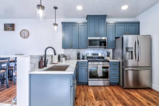 Cozy Retreat With Breath Taking Views 303 - Juneau - 8