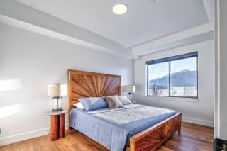 Cozy Retreat With Breath Taking Views 303 - Juneau - 4