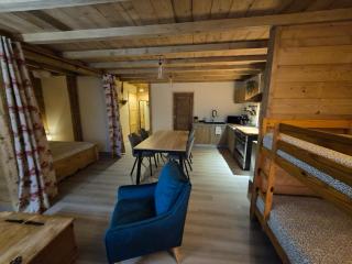 DEL VINO bar à vin & guitares Appartement Sauna Terrasse Garage - Orchamps-Vennes - 6