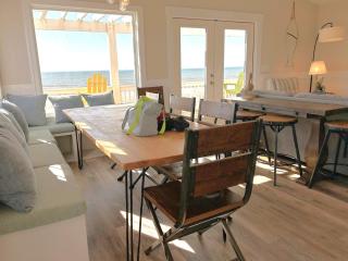 Jewels Del Mar - Oak Island - 2