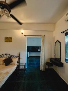 Honeydew Suites By Goaround Homes- Vagator, North Goa - Vagator - 1