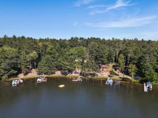Bayview Resort Waters Edge Cabin 2 - Saint Germain - 7