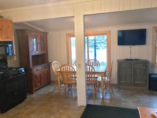 Bayview Resort Sandy Shores Cabin 3 - Saint Germain - 3