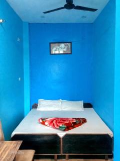 RELAX PAYING GUEST HOUSE - Varanasi - 9