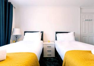 Reading - 3-Bed House - Sleeps 6 - Garden - WiFi - Reading - 9