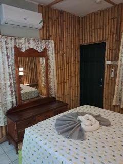 Barry's Rooms Negril - Negril - 2