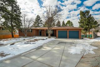 Crestwood Estate 4 Family Homes Sleeps 48 Near UCCS - 9