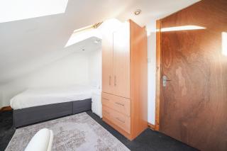 Greenford Hububb Stay - Northolt - 6