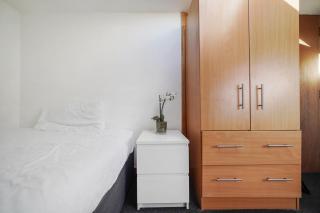 Greenford Hububb Stay - Northolt - 3