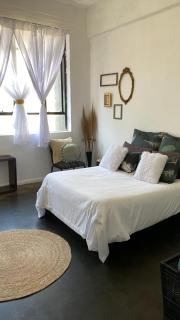 Hidden gem for creatives in maboneg - Joanesburgo - 3