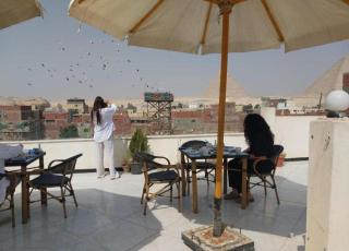 H2O Pyramids view inn - El Cairo - 1