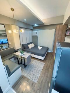 Modern Studio with City Views & Top Amenities - Cebu - 7