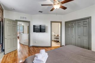 Modern Industrial Townhouses - Jacksonville - 5