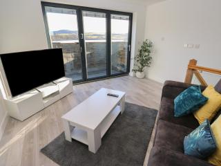 Lake Bank Views - Littleborough - 8