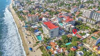 Madison - 99 Steps to Beach in Golden Zone - 0